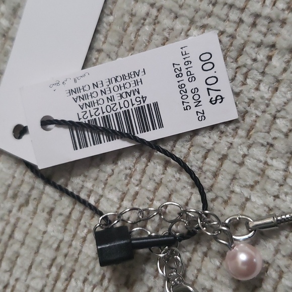 WHBM Necklace Silver Plated & Pink Pearl's + Matching earrings - Picture 5 of 14